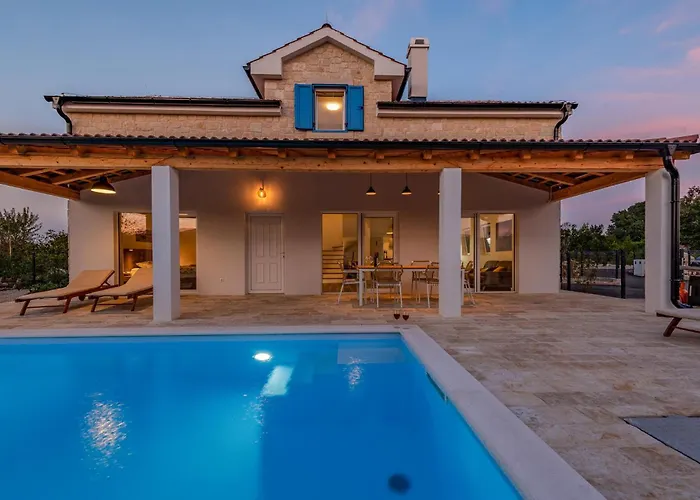 Gorgeous In With Kitchen * Pašman